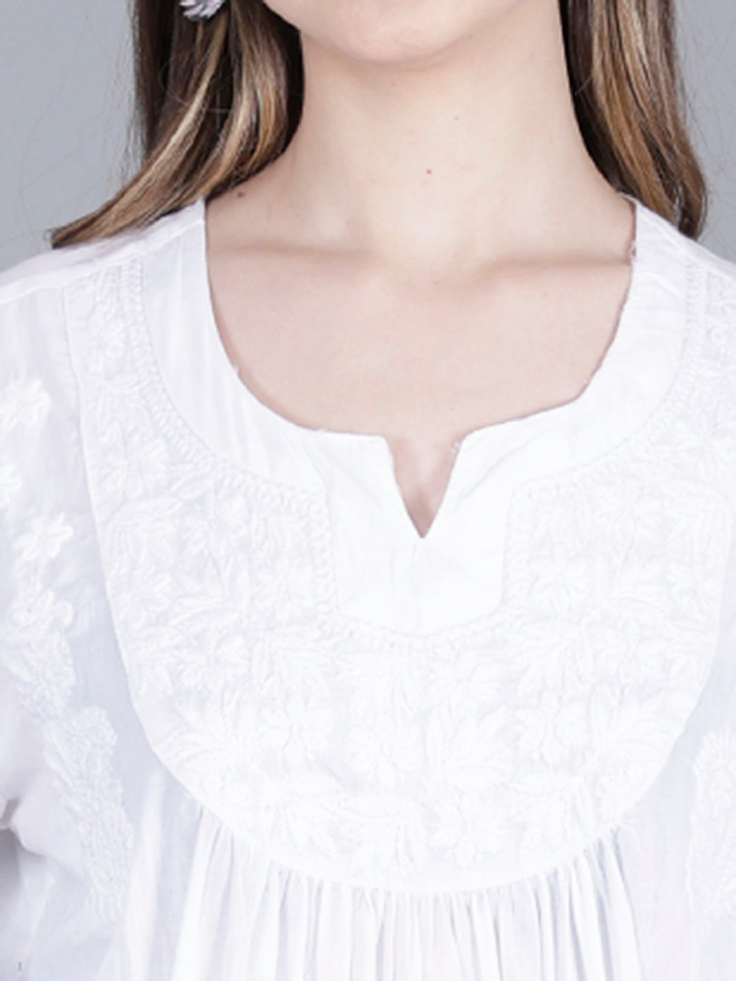 Vestido corto bordado